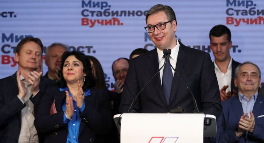 Zgjedhet presidenciale dhe parlamentare ne Serbi, Vucic shpall fitoren